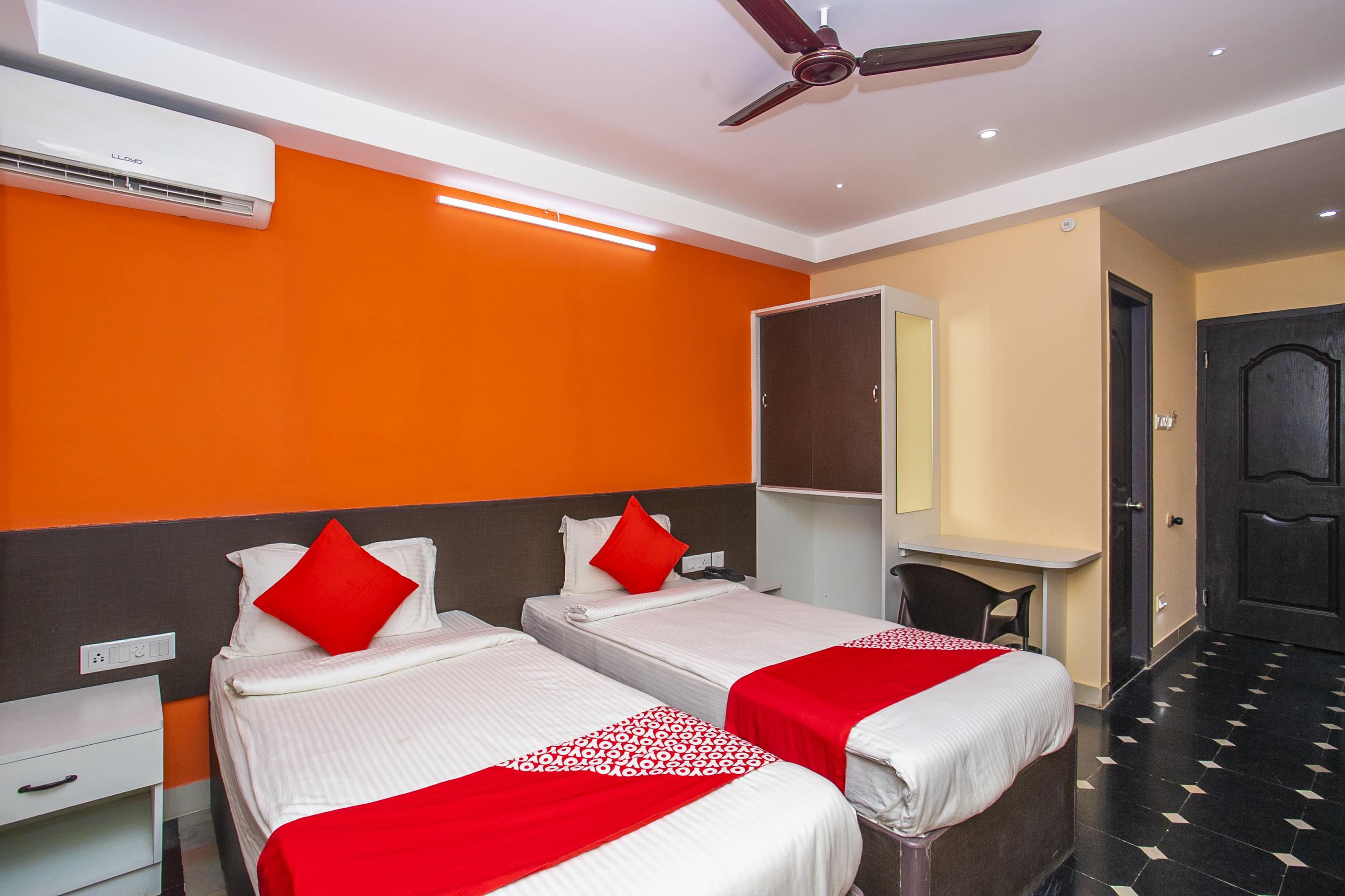 Oyo 22837 Chairmen'S Hotel Bangalore Eksteriør bilde