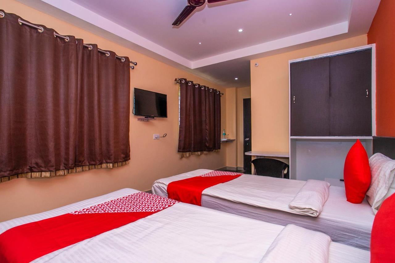 Oyo 22837 Chairmen'S Hotel Bangalore Eksteriør bilde